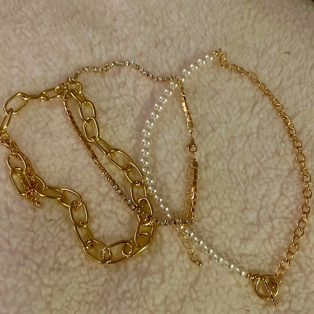 Three strand Trinity is a perfect strand Beauty that can be worn singles as well